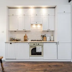  Apartament Chmielna Studio, Railway Station